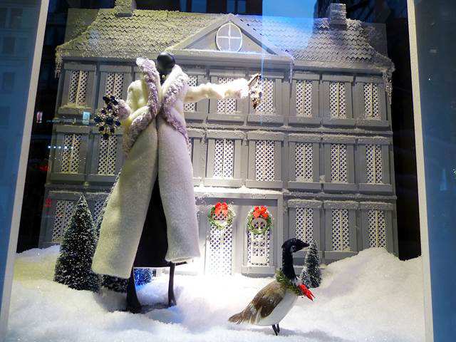 Lord and Taylor Holiday Window (3)