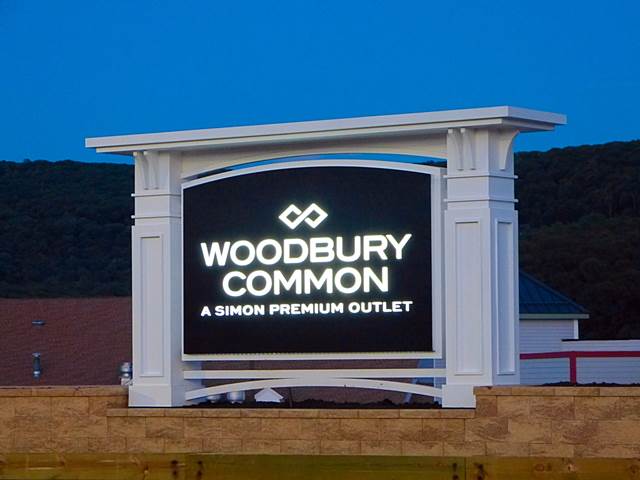 WoodburyCommonOutlets (4)