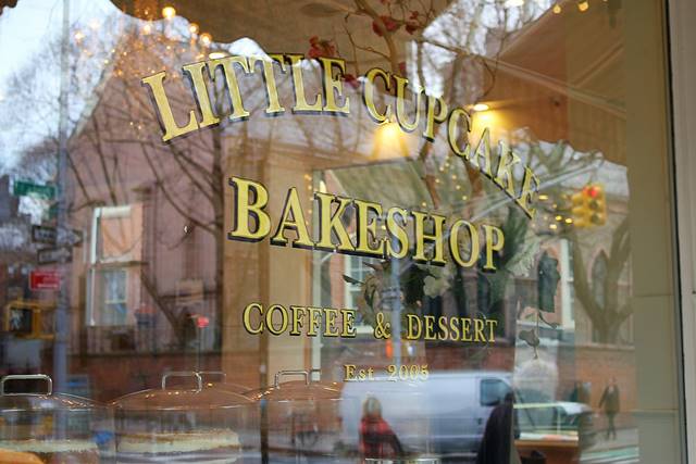 Little Cupcake Bakeshop (6)