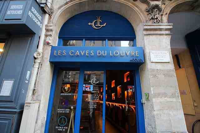 Les Caves du Louvre (1)