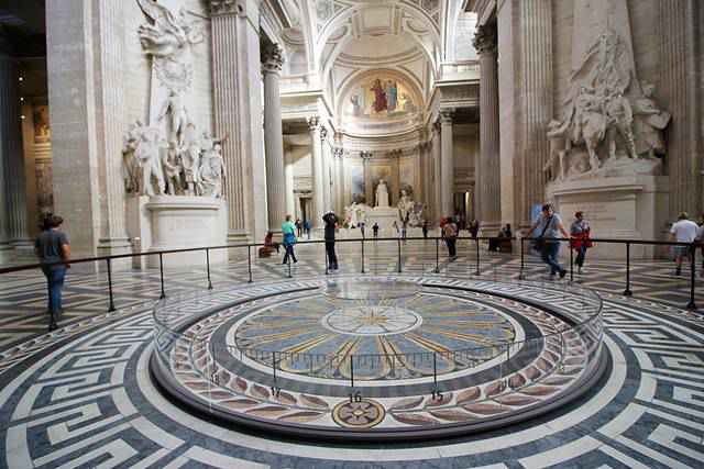 パンテオンパリ フランスの歴史を伝える荘厳な巨大建築 Petite New York