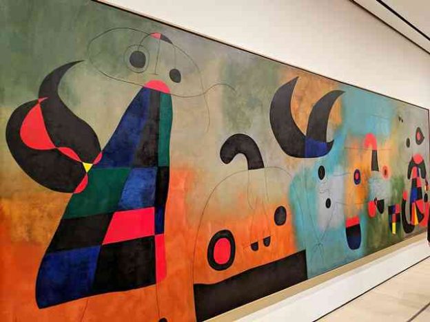 ニューヨーク Moma ミロ展開催中 モマで Joan Miro 近代アートの巨匠の作品60点が大公開 Petite New York