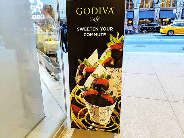 Godiva Café NYC (2)