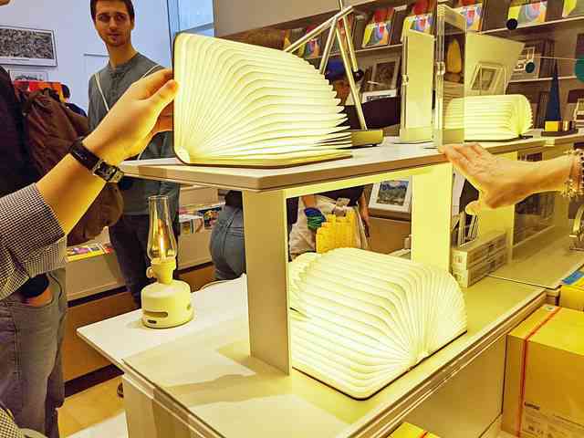 MOMA Museum Store (14)