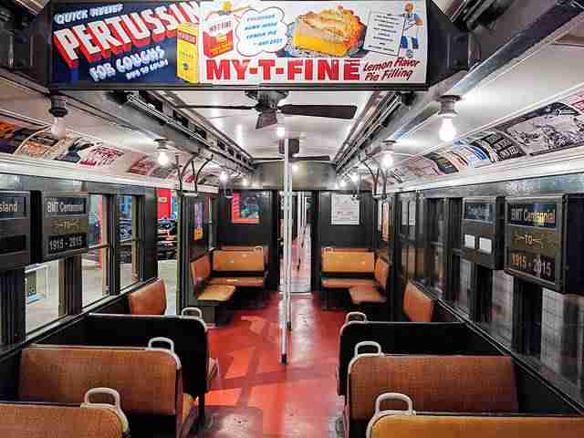 ニューヨークのビンテージ電車「パレード・オブ・トレインズ