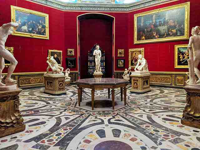 Uffizi Gallery Firenze Italy (18)