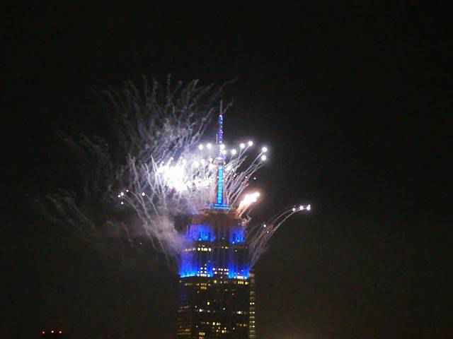 Empire State Building Fireworks (4)