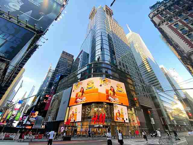 Times Square (2)