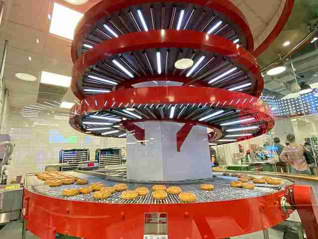 Krispy Kreme (12)