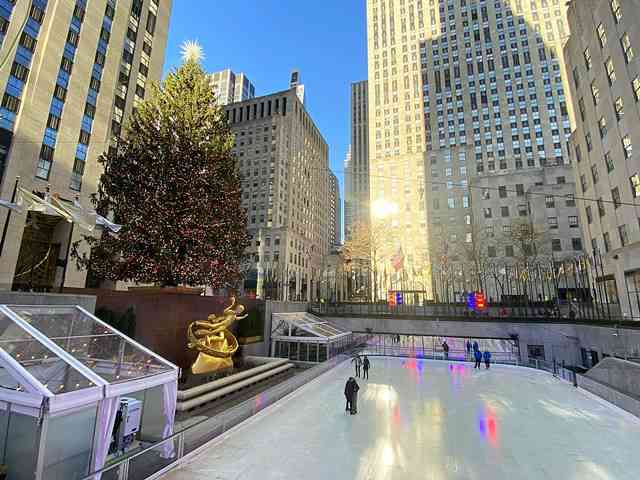Rockefeller Center (9)