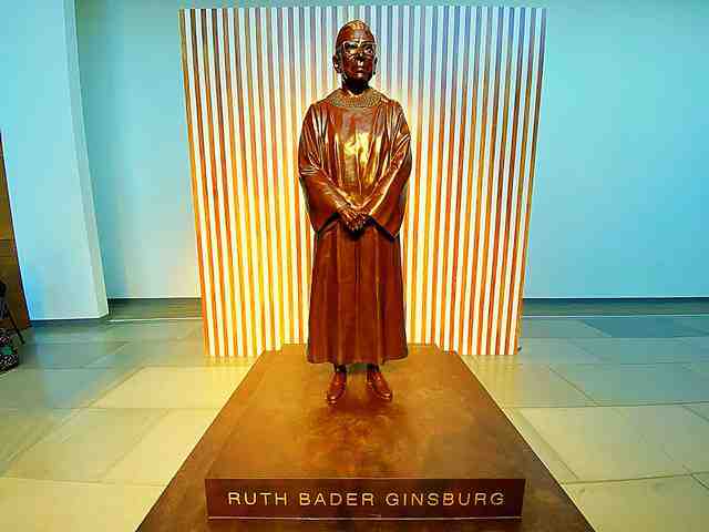 Ruth Bader Ginsburg (1)