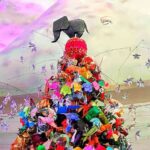 アメリカ自然史博物館 クリスマスツリー 2023 折り紙飾りが美しい芸術のクリスマスツリー