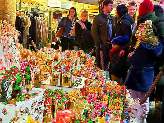 ニューヨーク チェルシーマーケットのクリスマス！巨大なジンジャー