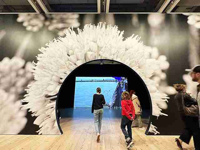 ニューヨーク地下鉄の乗り方 2025年 クレジットカードで乗り放題 OMNY