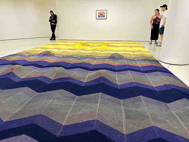 グッゲンハイム美術館 カラフルに変身！言葉アートの特別展 Jenny