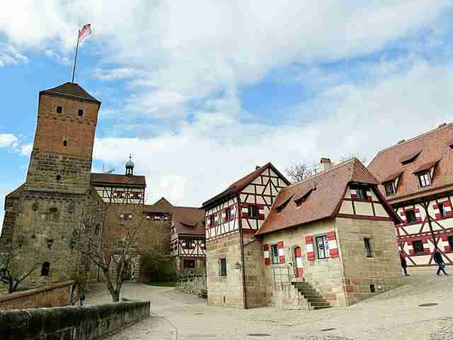 ドイツ ニュルンベルクの旅 ニュルンベルク城 ゲルマン国立博物館と