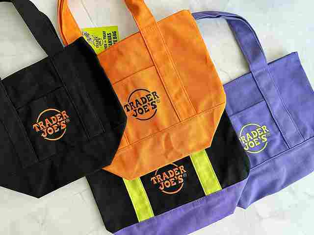トレーダージョーズ ハロウィン ミニトートバッグ購入してきまし