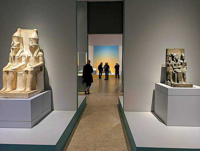 メトロポリタン美術館 豪華なエジプト特別展 Divine Egypt - Petite