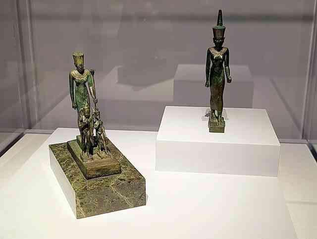 メトロポリタン美術館 豪華な古代エジプト特別展 Divine Egypt 多様な