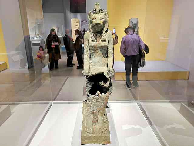 メトロポリタン美術館 豪華な古代エジプト特別展 Divine Egypt 多様な
