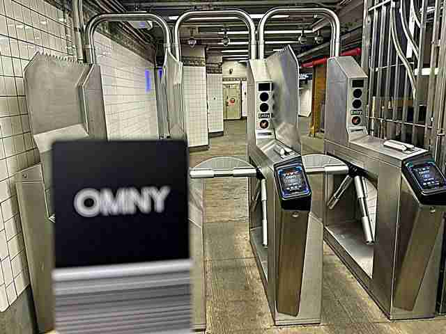 OMNYカード購入方法と使い方 ニューヨークの地下鉄とバスの交通カード