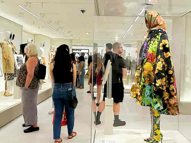 メトロポリタン美術館 ファッション展 2026 コスチュームアート